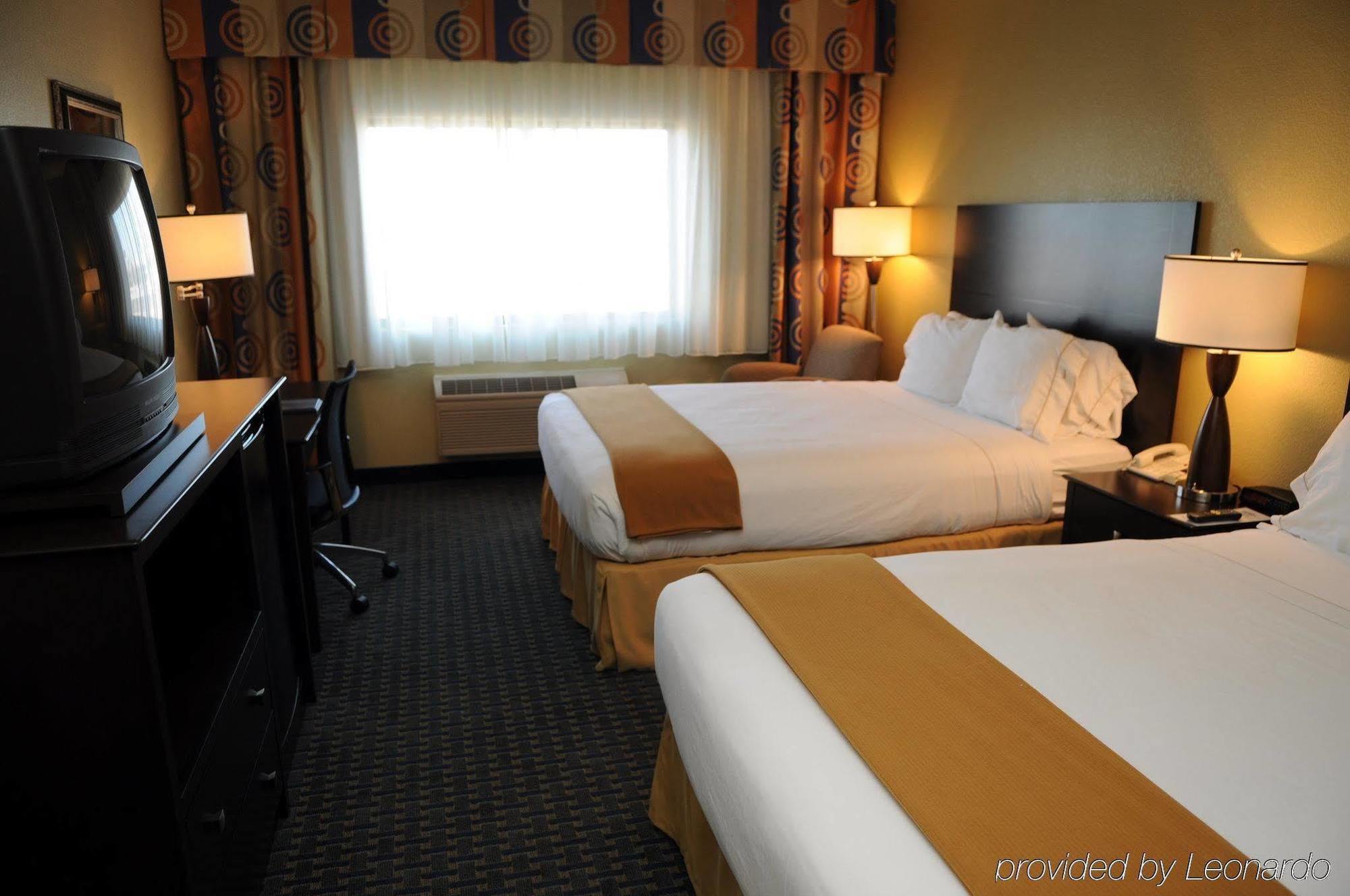 Holiday Inn Express & Suites Phoenix/Chandler Δωμάτιο φωτογραφία